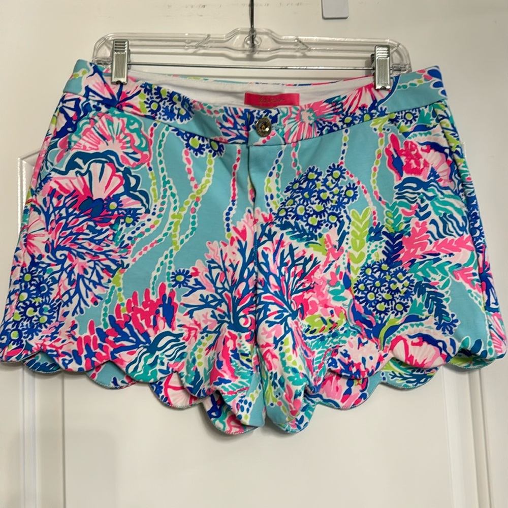 Lilly Pulitzer Scallop Shorts